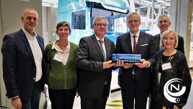 DAF opent nieuwe, state-of-the-art cabinelakstraat in Oevel : investering €100 miljoen