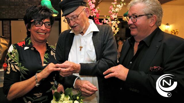 Marktkramer Tuur Hesp : 'M'n señorita Liliana, ik blijf je altijd trouw'