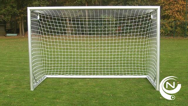 Wedstrijd Sinterklaas : win een SCAVA Calzio Champion 300 voetbaldoel van €399