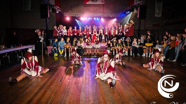 Karnavalvereniging De Heiknuiters : Alaaf! Prinsenparade