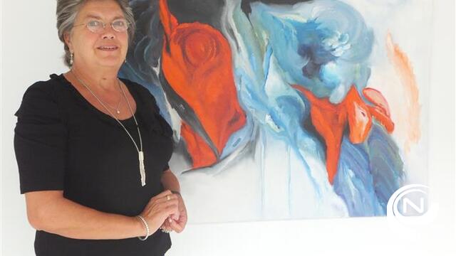 Herenthoutse kunstenares Corry De Schutter krijgt primeur van raamexpo
