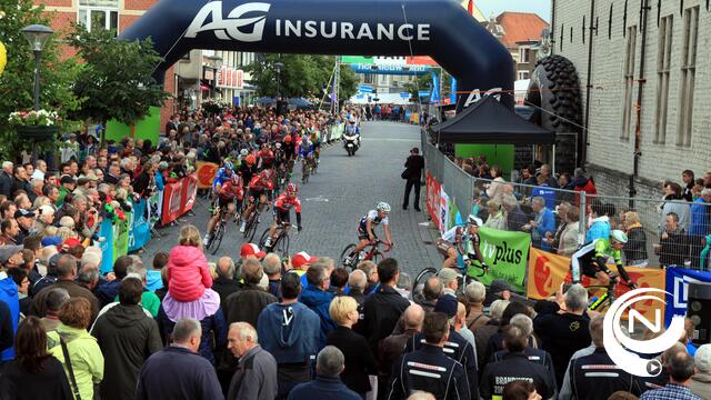 Hitteplan met vernevelaar klaar voor Herentals Fietst Feest, airco in VIP-tent