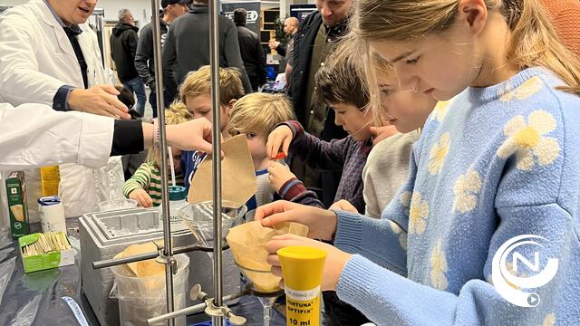 Dag van de Wetenschap bij Thomas More en KU Leuven: 'Lanceer je eigen raket of maak zélf een muziekinstrument'