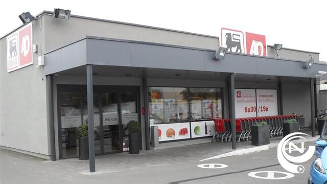 2.500 jobs en 14 supermarkten bedreigd bij Delhaize