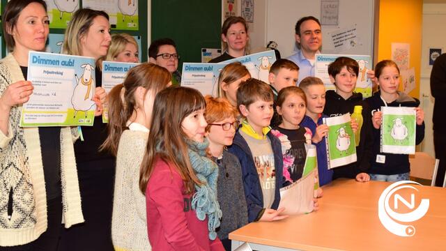 ‘Dimmen aub!’ doet gemeentelijke basisscholen besparen op energie