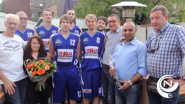 Eethuis Troja steekt C-team HBBC in 't nieuw 