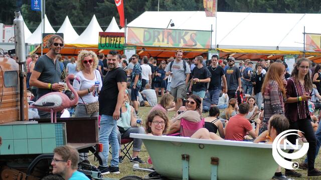 Tienduizenden reggaefans genieten op Reggae Geel van zon, muziek, love en peace  