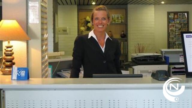 Neteland zendt haar dochters uit...  Esther Engels in France-Montpellier,  'Pas de soucis' (1)