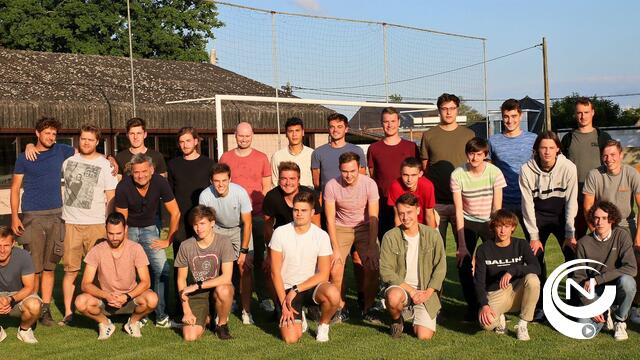 Exc. Bouwel coach Maarten De Voeght : 'Ambitie linkerkolom, liefst top-5, sprankelend voetbal brengen' 