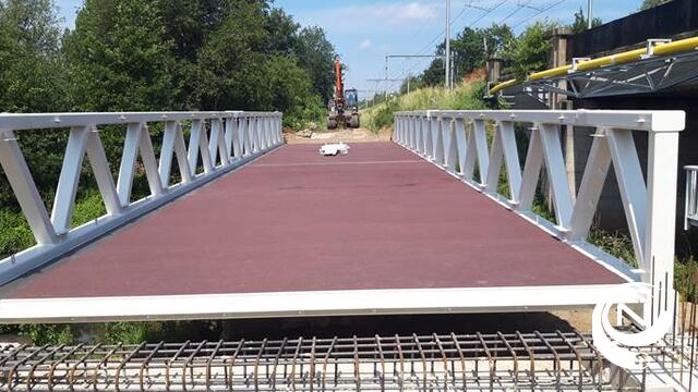 Fietsbrug over Kleine Nete in Herentals geplaatst