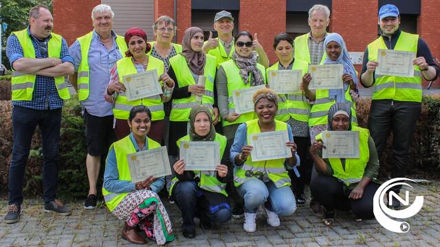 Inspanningen deelnemers fietslessen volwassenen beloond met fietsdiploma