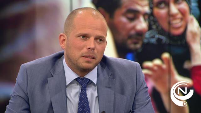  Theo  Francken : 'Elke gemeente moet extra gezin asielzoekers opvangen'