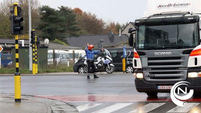 Grote delen van Geel, Olen en Westerlo zonder stroom, 3 personen bevrijd uit lift : update (1)