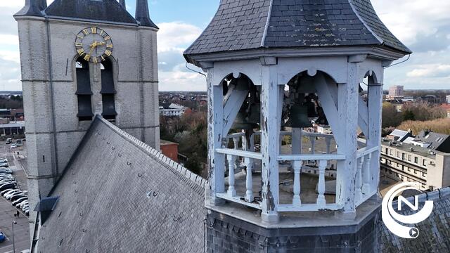 Iconische vieringtoren Sint-Amandskerk Geel krijgt opknapbeurt