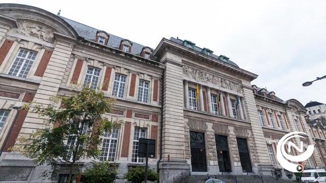 Rechtbank flatert en dagvaardt verkeerde Kenny V. voor aanranding van jongen