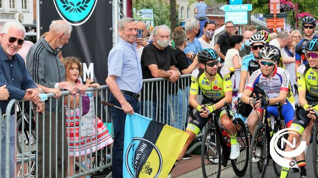 GP Rik Van Looy : 'Zonovergoten start op Astridplein met 167 renners en 100-en supporters' (1)