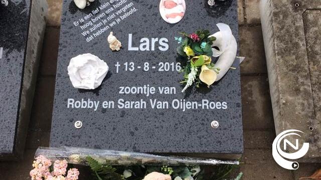 Onverlaat steelt kabouter van kindergraf Lars