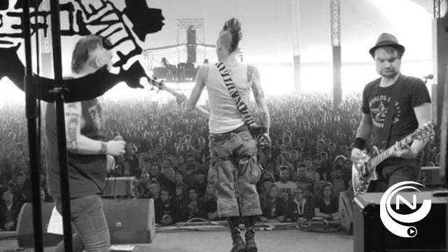 Herentalse punkband Funeral Dress zorgt voor megafeest op Groezrock - clip