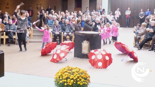 Gezellig grootoudersfeest basisschool De Leertuin op de Molekens 
