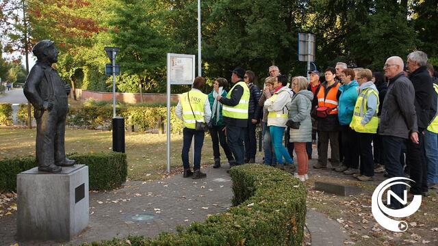 Wandelaars Happen en Stappen zien kalfje geboren worden
