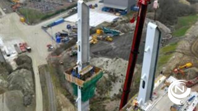 Zondag voor het eerst op de tuibrug boven het Albertkanaal bij Geel-West