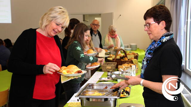 Fairtrade ontbijtbuffet voor 170 kersverse inwoners