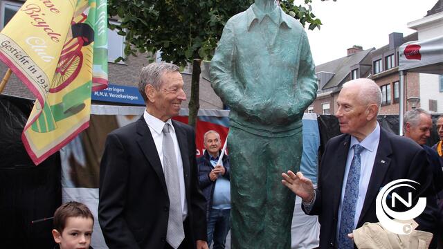  Standbeeld wielerlegende Rik Van Looy moet al worden weggehaald voor betere stabiliteit