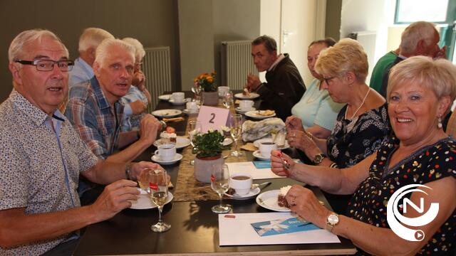 150 jubilarissen in de bloemetjes