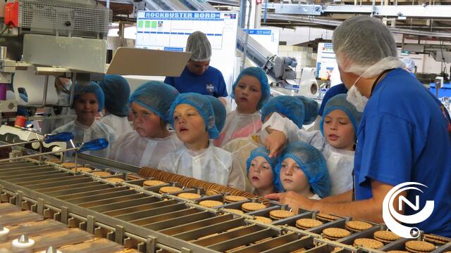 100 kinderen ontmoeten hun Prins van de Prince-Fourré-koeken