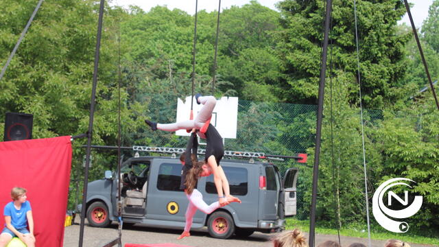 Circusschool Locorotondo speelt Rad Van Fortuin