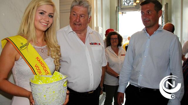 Isaura O'Gara is bloemenmeisje op Herentals Fietst 