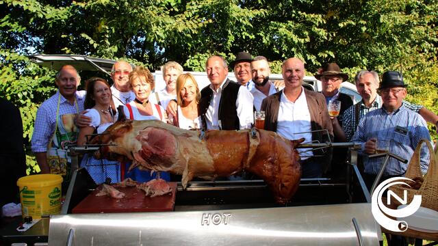  Authentiek 1e Oktoberfest lokt 400 bierfans naar Koetshuis