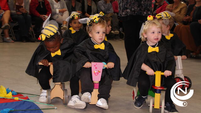 Grootoudersfeest (W)Onderwijs op Eurovisiesongfestival-tour