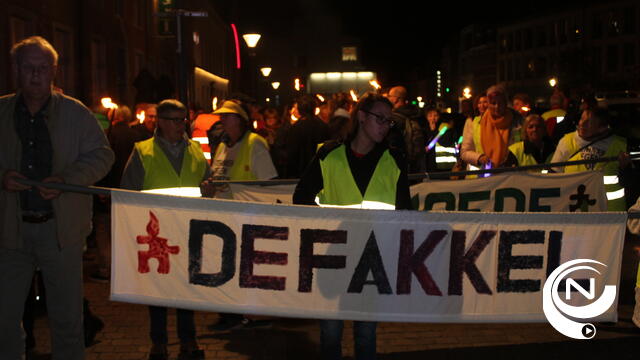 Méér dan 300 deelnemers fakkeltocht tegen armoede en uitsluiting