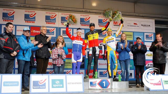30e Krawatencross zonder supporters