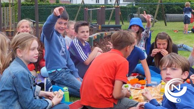 kOsh Leertuin : feestelijke picknick bij opening splinternieuw stukje tuin