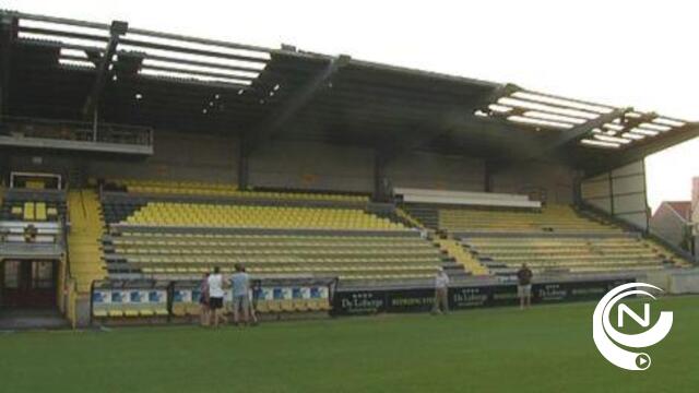 Dak hoofdtribune SK Lierse weggeblazen tijdens windhoos, wedstrijd tegen Cercle gaat door 