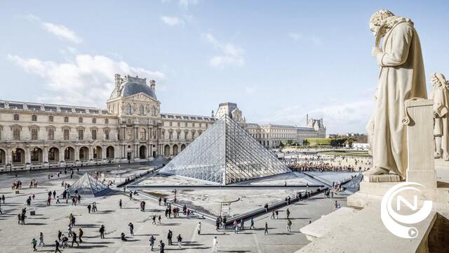 Juwelenroof in het Louvre Parijs : deel collectie van Napoleon buitgemaakt in 7 minuten