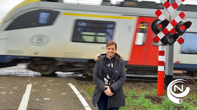Marianne Verhaert : 'Overweg langs fietsostrade Geel-Olen moet snel slagbomen krijgen'