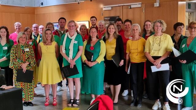 Benefietconcert Vocaal Ensemble Markant : cheque €2.045 voor Togo
