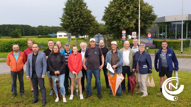 Blijvend protest : 'Toch een windmolenpark naast woonwijk De Molekens in Herentals, een schande'