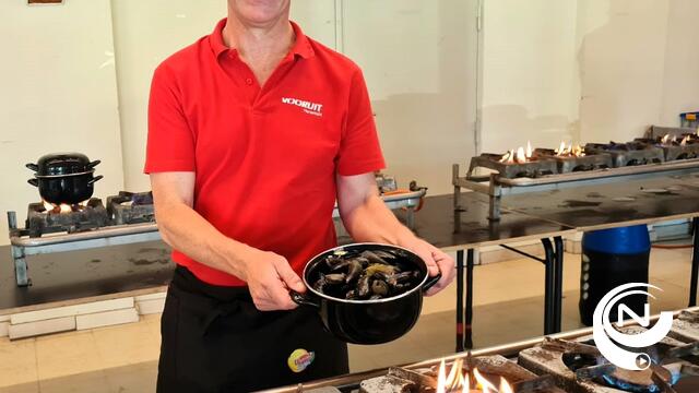 Mosselfeest van 'Jan Vooruit' lokt 475 sympathisanten en levensgenieters naar 't Hof