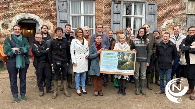 Gouverneur en Nete-burgemeesters ondertekenen Charter om Kleine Nete weer drinkbaar te maken