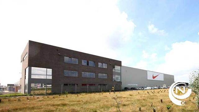  'Bomb' op doos bij Nike Logistics Atealaan : flauwe grap
