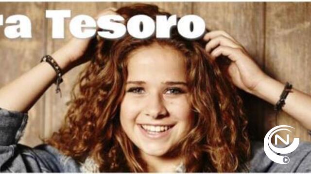 Laura Tesoro op Pennenzakkenrock 2015