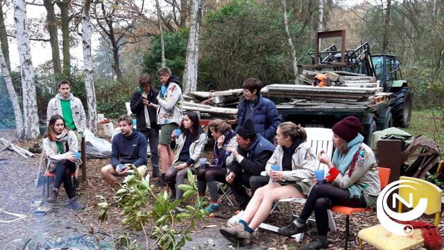 Scouts steken de handen uit de mouwen in natuurgebieden Natuurpunt in Grobbendonk Bouwel