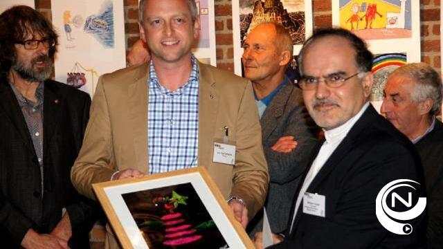 Mehdi Azizi wint Olense Kartoenale 