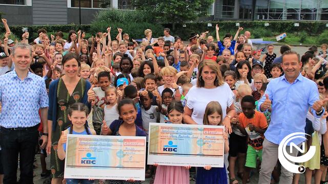 (W)Onderwijs kOsh schenkt cheque van €2.017 aan Olivia Fund en schooltje in Kameroen 