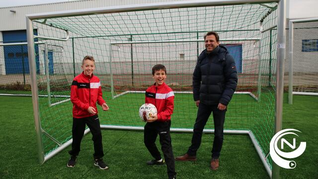 Wedstrijd Sint : Jaimy De Prins (10) wint SCAVA Calzio Champion 300 voetbaldoel van €399