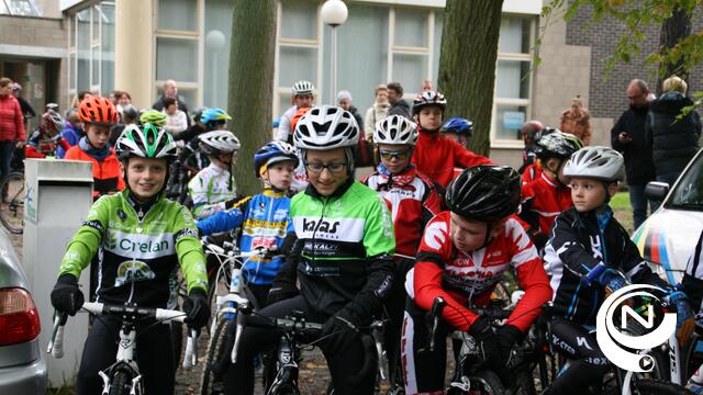 Startdag Vlaamse Wielerschool met heel wat rennertjes 